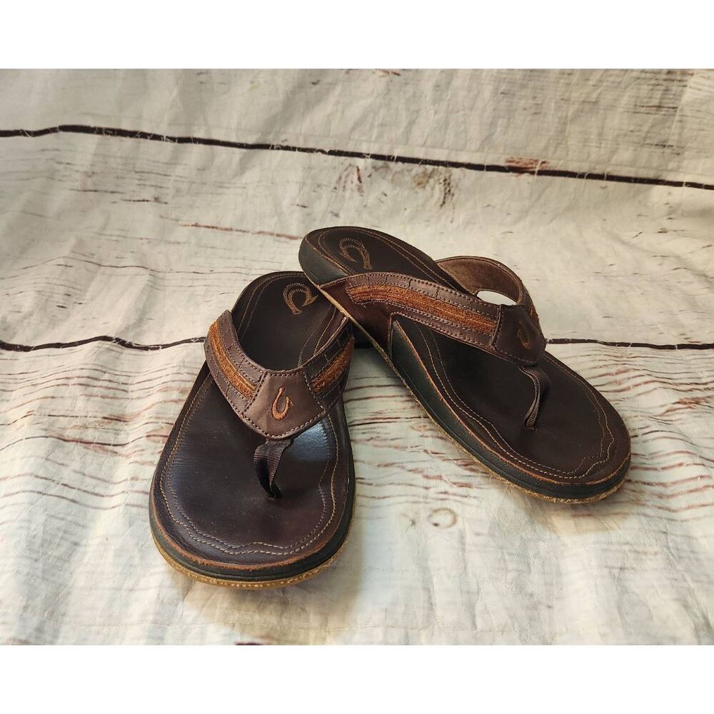 OluKai Kukui Leather Thong Sandals Size 12